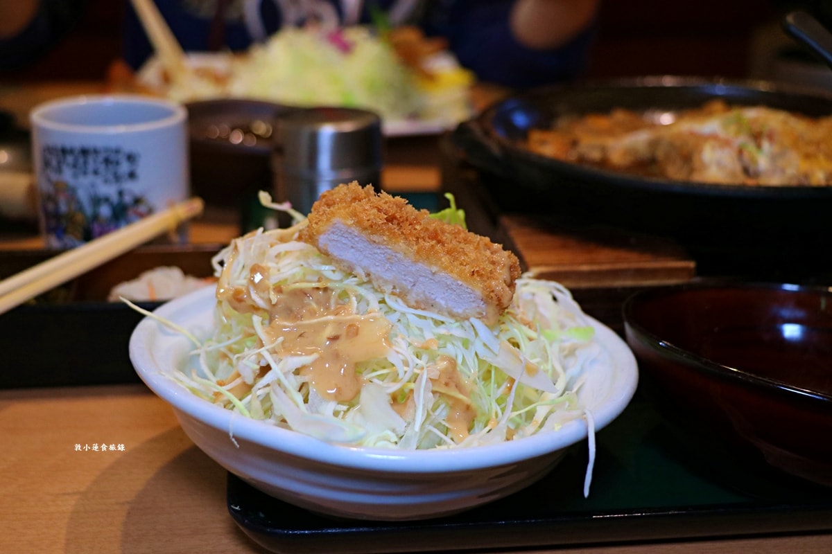 【日本大阪】しゃぶかつ かつ喜 シークル店‧臨空城Outlet豬排店,多種豬排定食組合,高麗菜絲、白飯、味噌湯無限量供應 - 第13張圖 【日本大阪】しゃぶかつ かつ喜 シークル店‧臨空城Outlet豬排店,多種豬排定食組合,高麗菜絲、白飯、味噌湯無限量供應