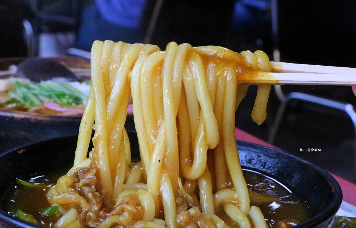 【日本京都】みふき亭 丼物一式食堂‧大正時期百年歷史懷舊小店,豬排丼、親子丼、烏龍麵、蕎麥麵,當地人最喜愛的老字號食堂 - 第8張圖 【日本京都】みふき亭 丼物一式食堂‧大正時期百年歷史懷舊小店,豬排丼、親子丼、烏龍麵、蕎麥麵,當地人最喜愛的老字號食堂