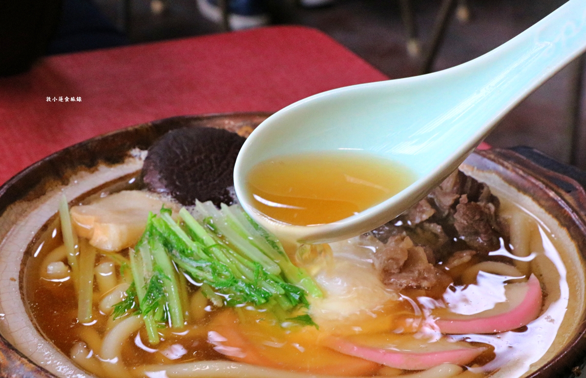 【日本京都】みふき亭 丼物一式食堂‧大正時期百年歷史懷舊小店,豬排丼、親子丼、烏龍麵、蕎麥麵,當地人最喜愛的老字號食堂 - 第13張圖 【日本京都】みふき亭 丼物一式食堂‧大正時期百年歷史懷舊小店,豬排丼、親子丼、烏龍麵、蕎麥麵,當地人最喜愛的老字號食堂