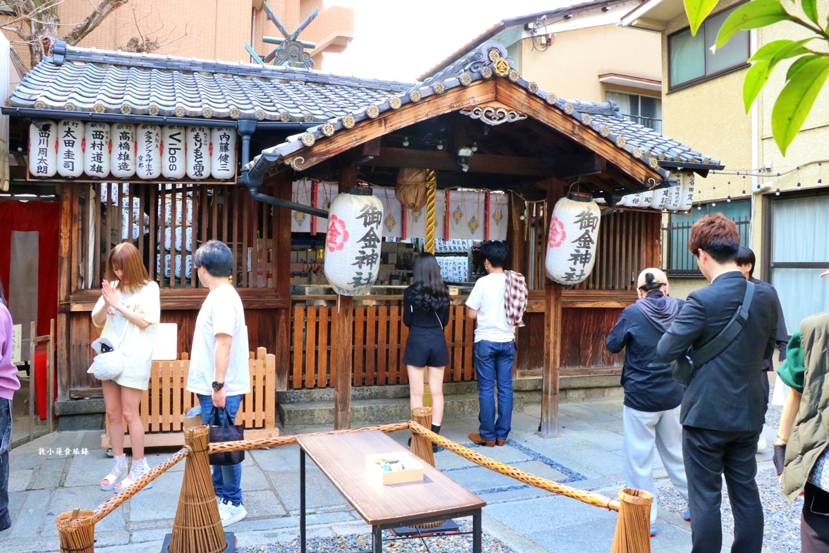 【日本京都】頂法寺-六角堂‧千年歷史京都市中心,歷史悠久六角形佛寺,花道發源地!!同場加映升財祈運-御金神社!! - 第22張圖 【日本京都】頂法寺-六角堂‧千年歷史京都市中心,歷史悠久六角形佛寺,花道發源地!!同場加映升財祈運-御金神社!!