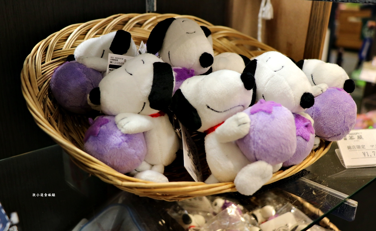 【日本京都】SNOOPY 茶屋 京都 錦店‧和風甜點店，一樓伴手禮，二樓茶屋館，和風造型史努比周邊商品
