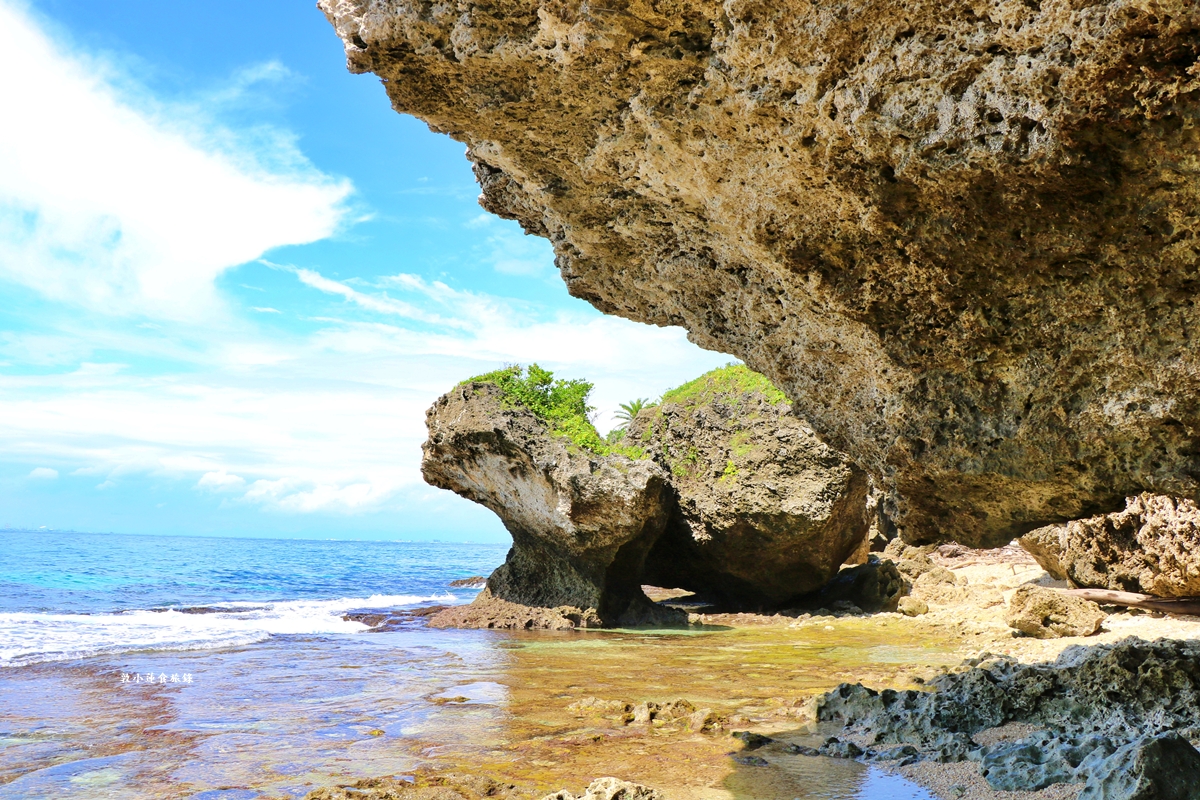 小琉球最美的五大海景‧小琉球二龍宮、紅番石、美人洞 烏龜岩、厚石裙礁、蛤板灣 小琉球威尼斯沙灘，碧海藍天療癒景色必拍聖地!!