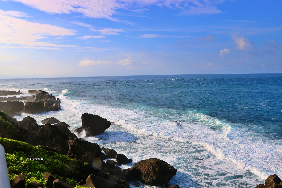 小琉球最美的五大海景‧小琉球二龍宮、紅番石、美人洞 烏龜岩、厚石裙礁、蛤板灣 小琉球威尼斯沙灘，碧海藍天療癒景色必拍聖地!!
